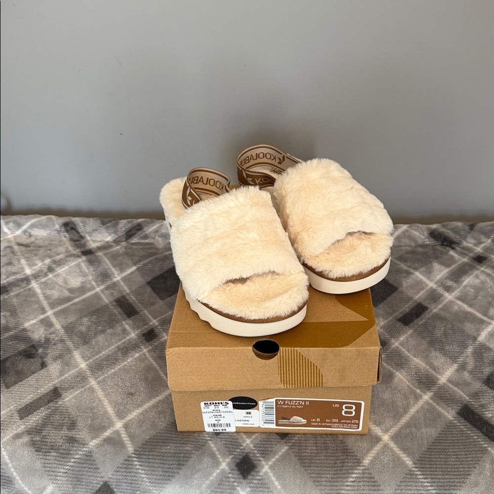 Koolaburra Cream Fuzzy Sandals